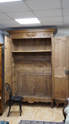 Antique French Oak Armoire / Wardrobe