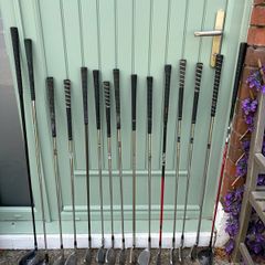 Wilson Golf Bag and Mix of Golf Clubs