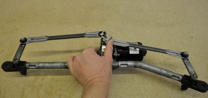 Wiper Linkage Repair Clip