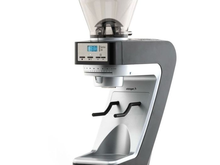 Professional coffee grinder can adjust to grams and size of the coffee grinder.