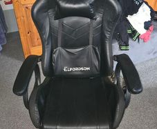 gaming chair