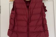 Uniqlo 100% down gilet ladies Size M