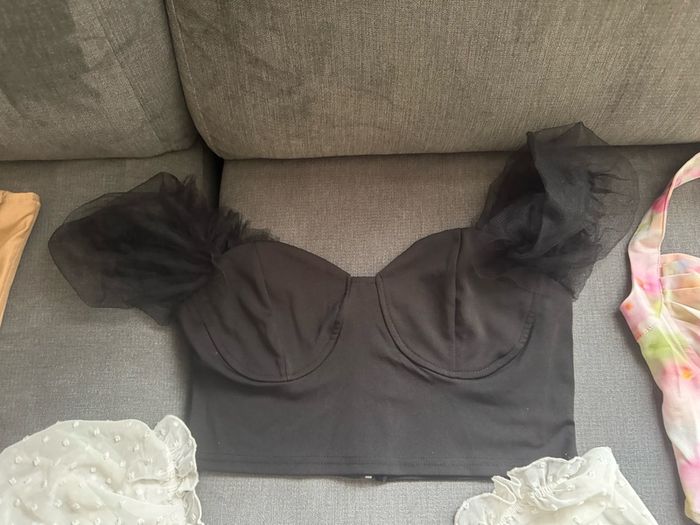 5 Cropped Tops, size S