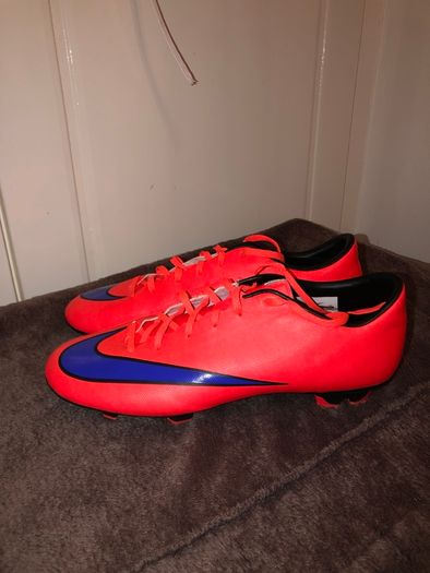 Nike mercurial boots