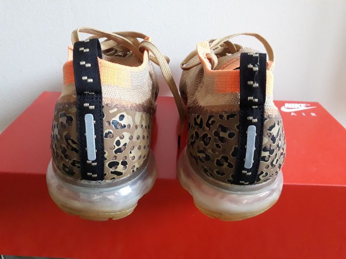 Nike Air VaporMax 2 Cheetah Flyknit Safari Pack Leopard UK-9/EUR-44 AV7973-700 Club Gold/Black-Golden Beige-2018