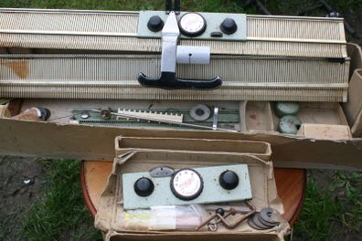 Knitting machine Strigo double bed (looks like a full set)