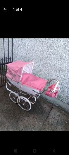 Kids Silver Cross Pram