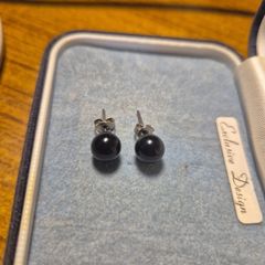 Vintage Black Earrings