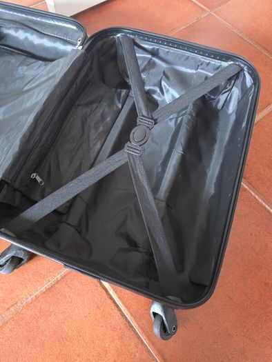 Cabin suitcase
