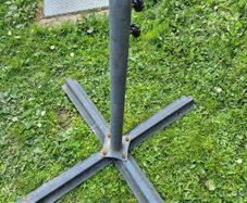parasol stand