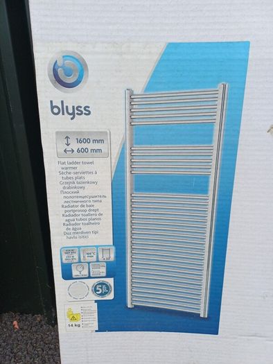 Vertical radiator