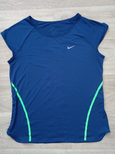 Nike T-Shirt size M