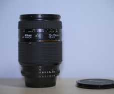 Nikon AF NIKKOR 35-70mm F/2.8 Zoom Lens with Caps