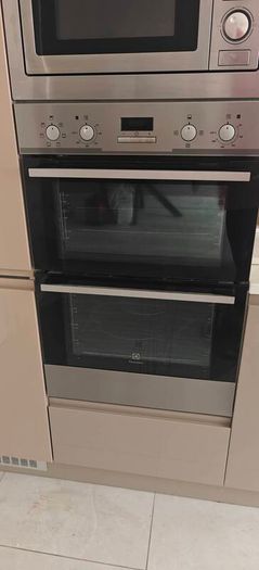 Electrolux Integrated Double Oven & Grill