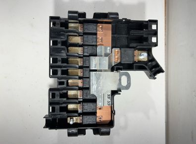 Fuse box power distributor for BMW X5 E70 E90 E91e92 F10 F11 F30 F31 10688710 A3l2b616g