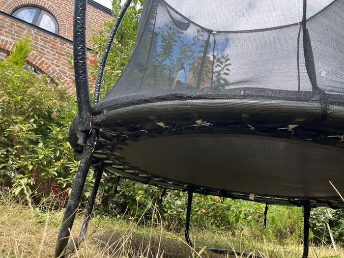 Trampoline