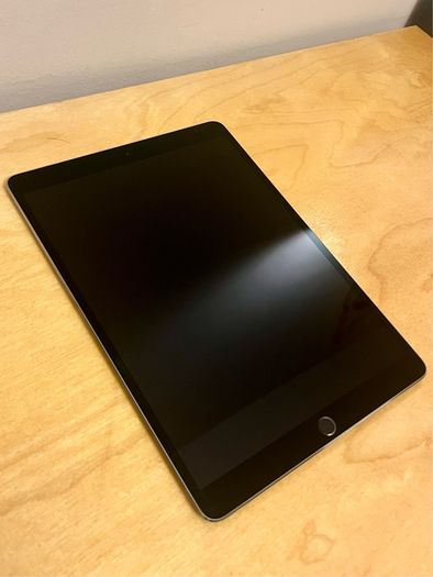 Apple iPad Pro 10.5 inch 64GB Space Gray (Wi-Fi) Bundle with Box, Charger & Protective Case