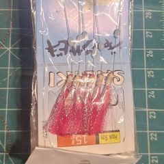 Pink feathers for Mackerel fishing