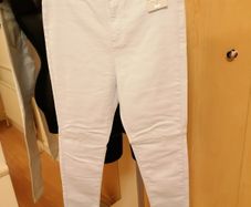Women's Jeans NWT SIZE 14