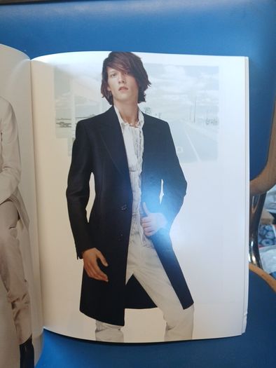 Louis Vuitton catalogue 2002