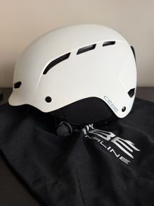 ski helmet