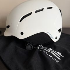 ski helmet
