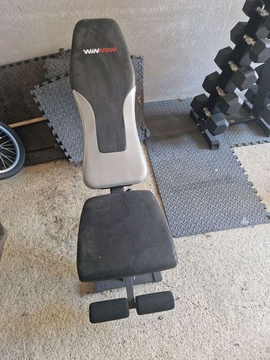 home gym dumbells bench pull up dip bar and bike