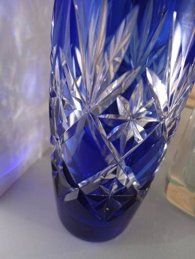 Luxury Japanese Edo Kiriko Bud Vase