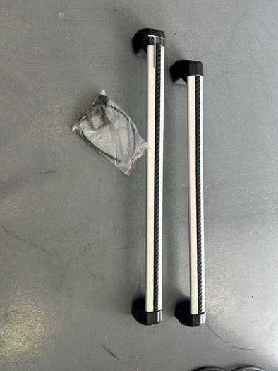 BMW Roof Bars G30 5 Series & Range Rover Velar Roof Bars