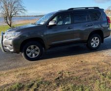 221 Toyota Land Cruiser LWB Commercial