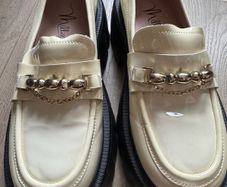 brand new womans shoes UK5