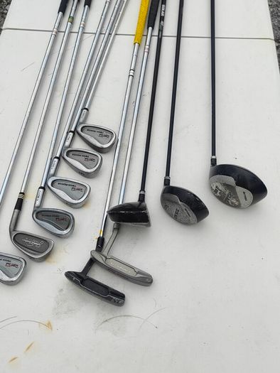 golf clubs trolley and bag