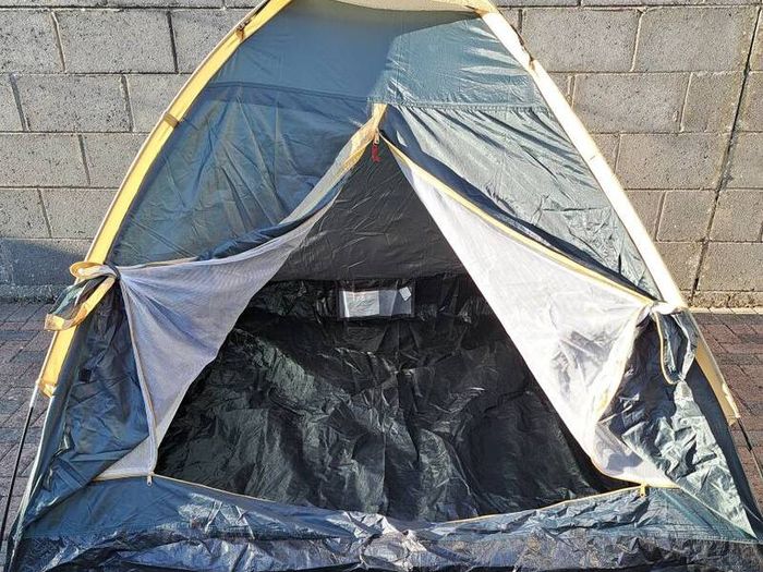 2 man dome tent