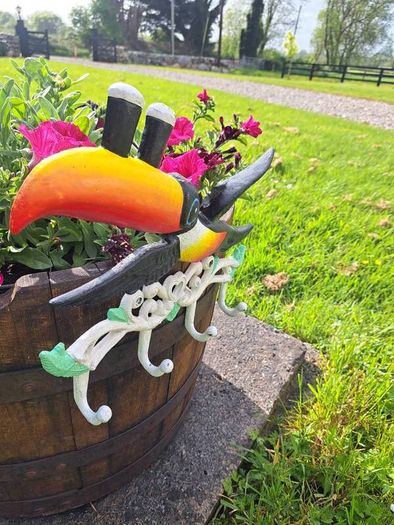 heavy duty  Guinness  cast iron  coat  hanger