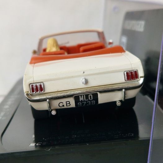 Scalextric 'Bond' Ford Mustang (Goldfinger) Slot Car ( C4404 TV street supercar classic touring )