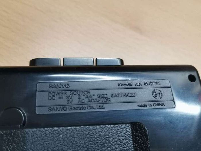 SANYO MGP21 Walkman Cassette Player