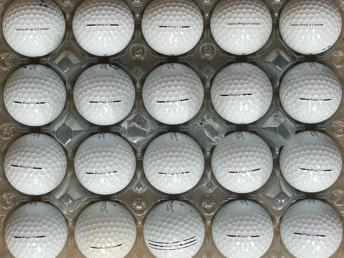 20 used Titleist Pro V1 golf balls
