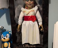 Tiffany Chucky doll and Annabelle