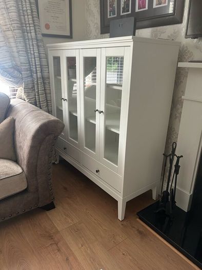 Console tables