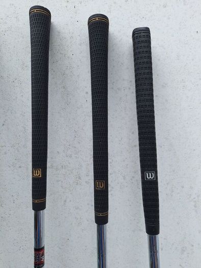 Golf clubs. Wilson full set