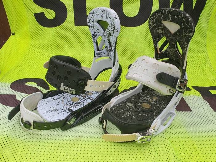 Burton EST snowboard bindings