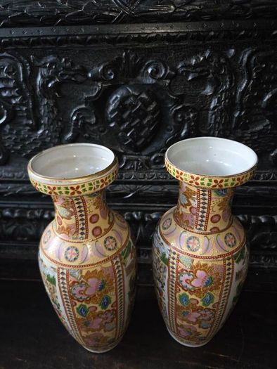 Pair of Chinese Vases