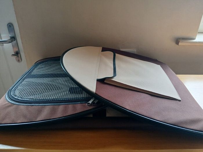 Folding Fabric Pet Crate/Transporter
