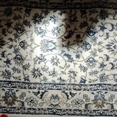 ruglovely rug in v good condition