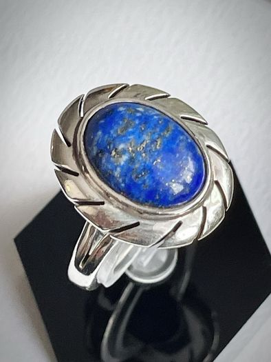 Mexican sterling silver 925 ring with Lapis Lazuli