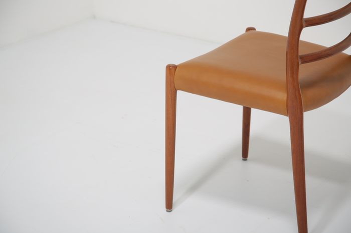 Mid Century Set of 8 x Teak and Tan Leather Dining Chairs Model 82 by Niels Otto Moller, 1960s
