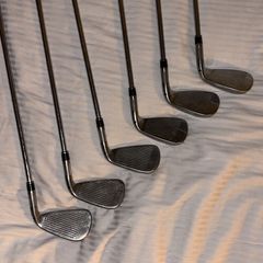 5-PW TaylorMade m6 irons left handed.