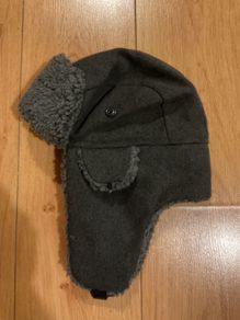 Grey faux-fur lined trapper hat
