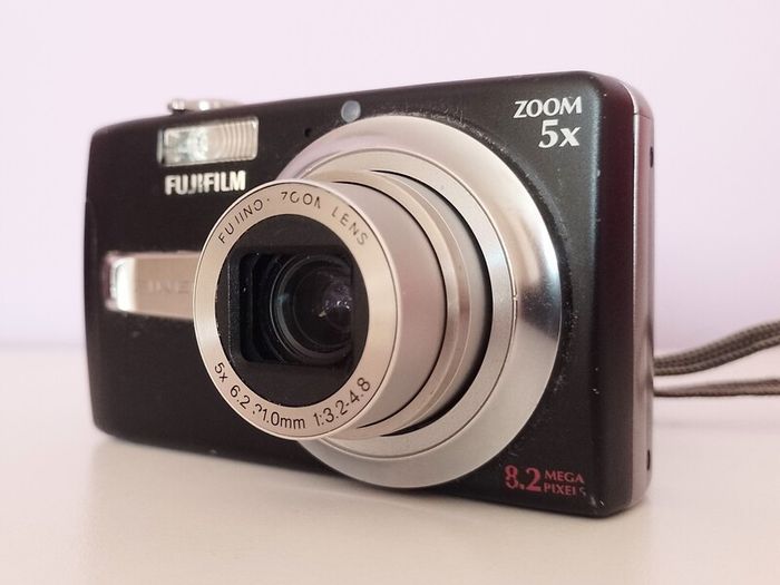 Fujifilm J50