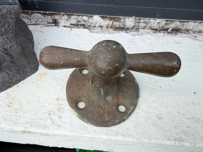 antique marine brass cleat